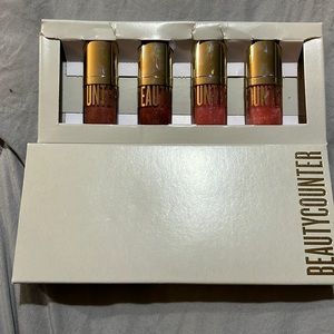 Beautycounter Beyond Gloss minis